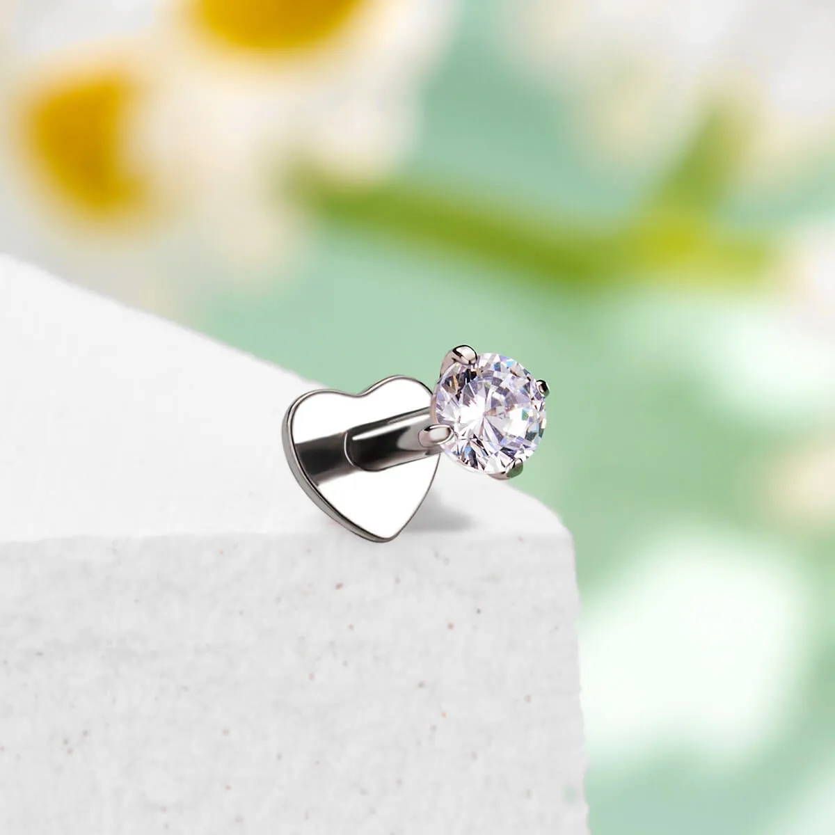 16G Titanium Threadless Prong CZ Star Heart Flat Back Cartilage Stud Mantis Piercing Stud