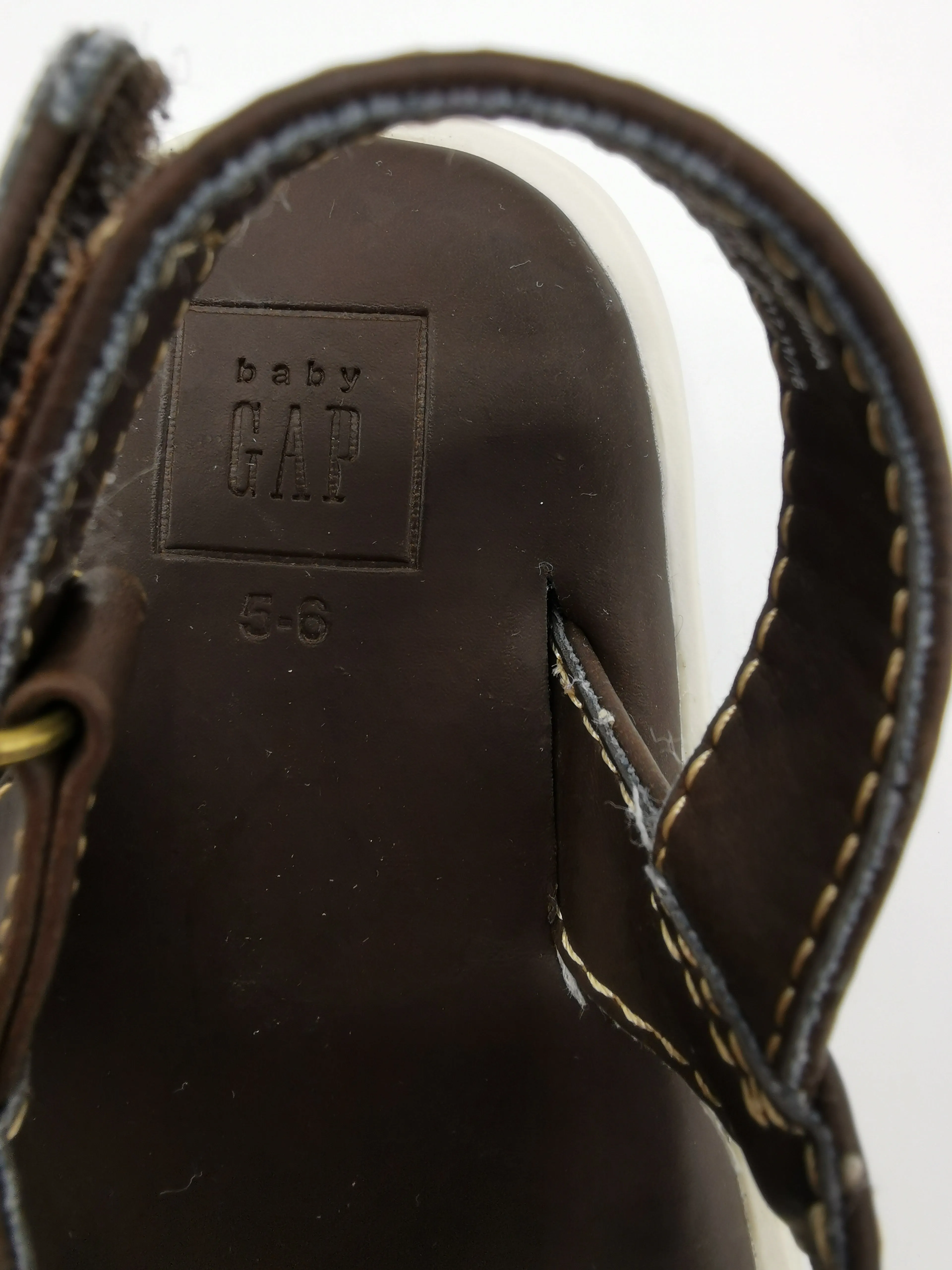 BOY SIZE 5/6 TODDLER - Baby GAP, Velcro Sandals EUC B9