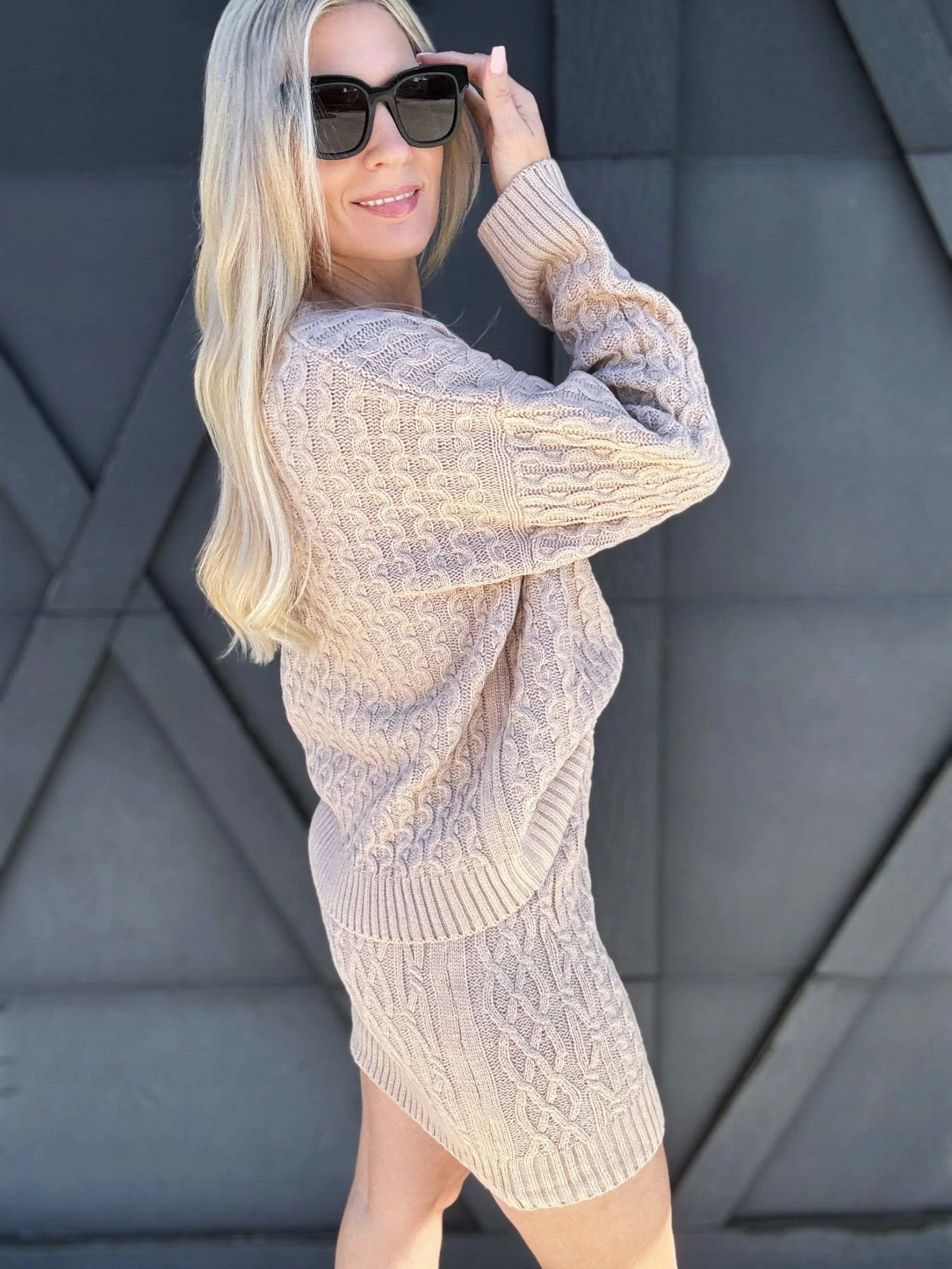 Cable Knit Sweater Skirt Set In Taupe