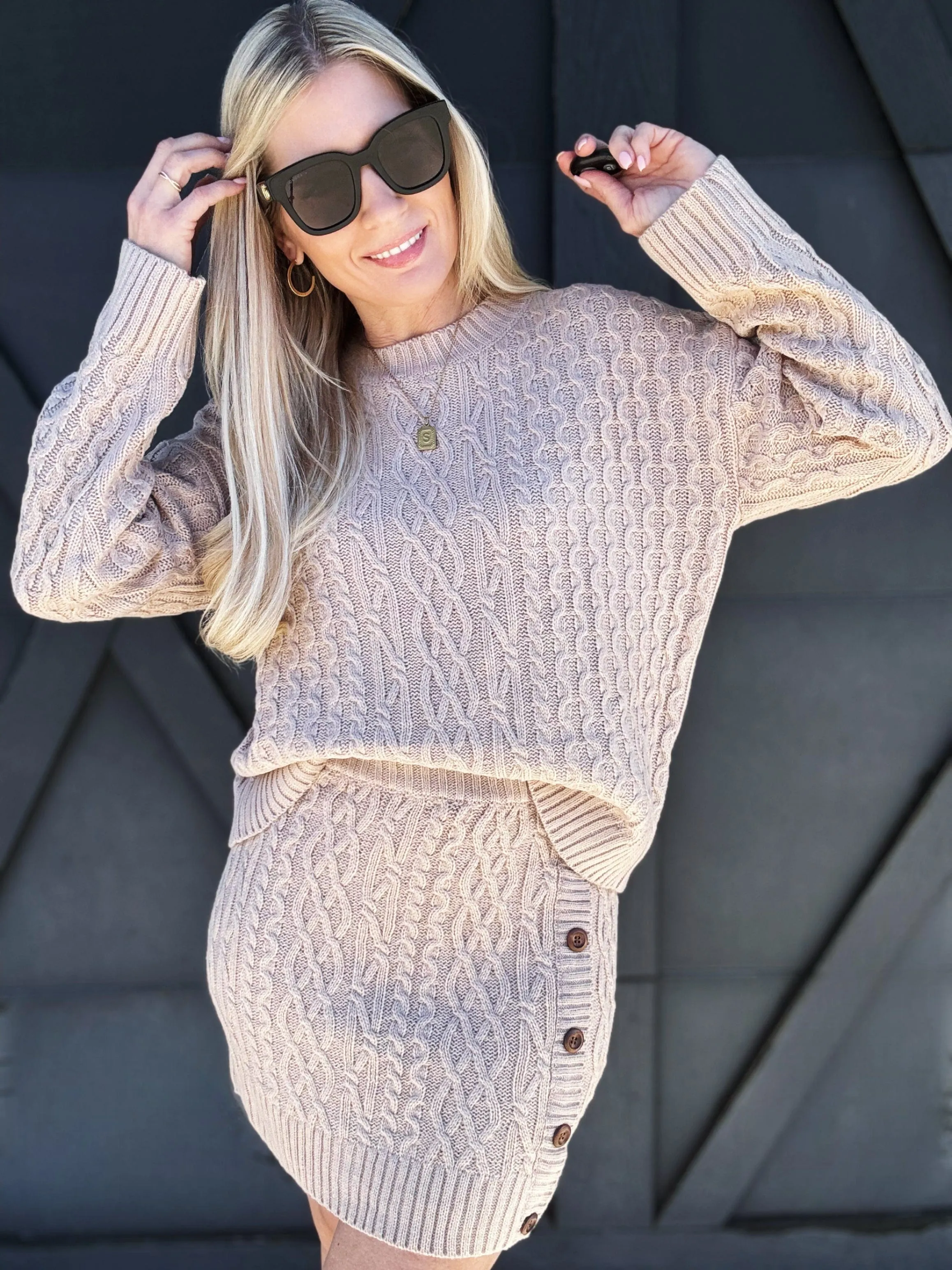 Cable Knit Sweater Skirt Set In Taupe