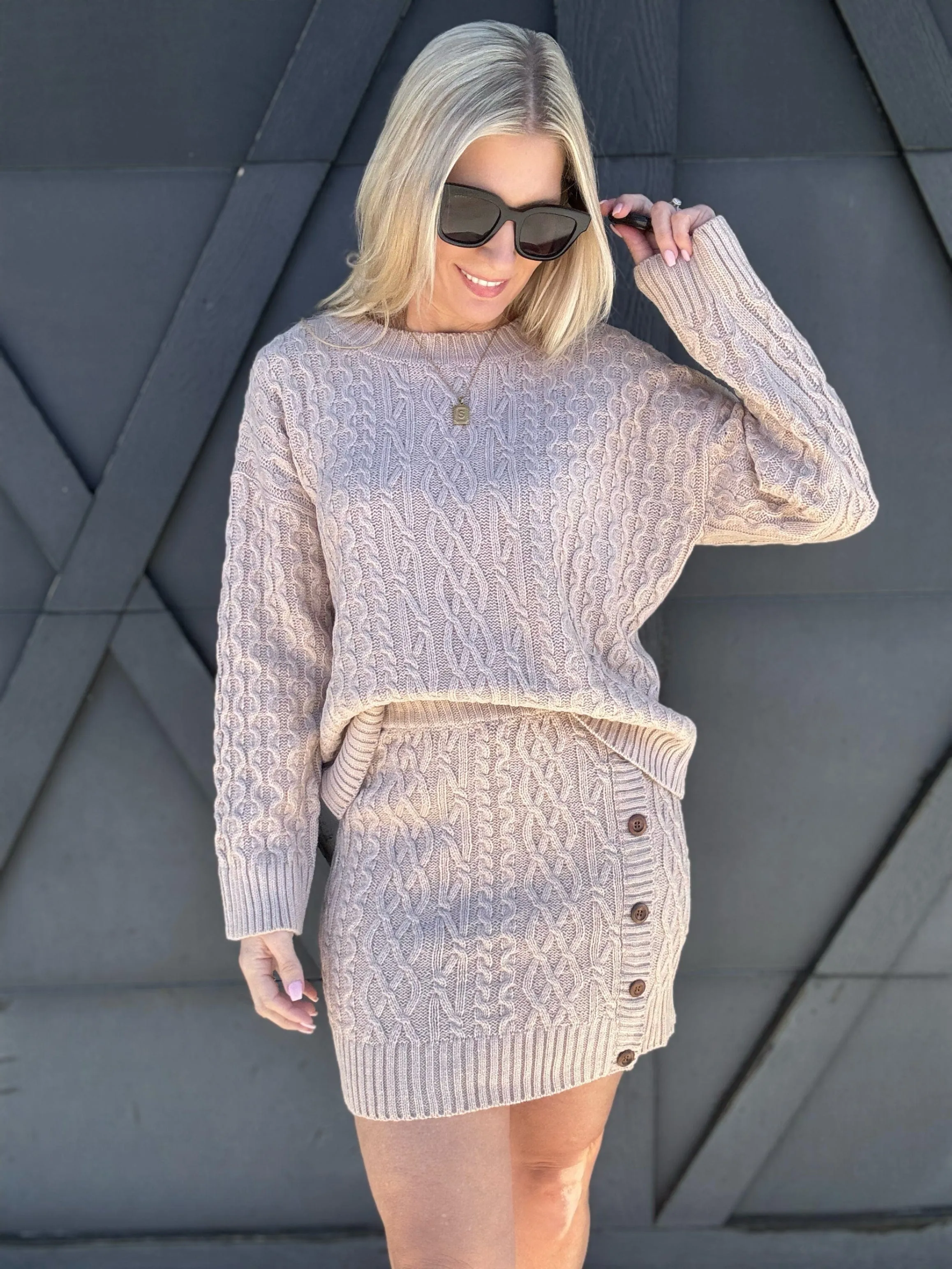 Cable Knit Sweater Skirt Set In Taupe