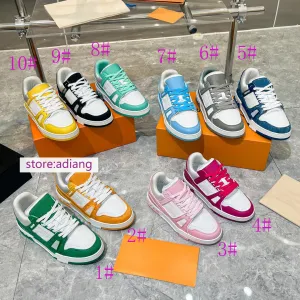 casual leathe fabric shoes comfort lace up flats classic women 35-40 men 38-46 2022 new
