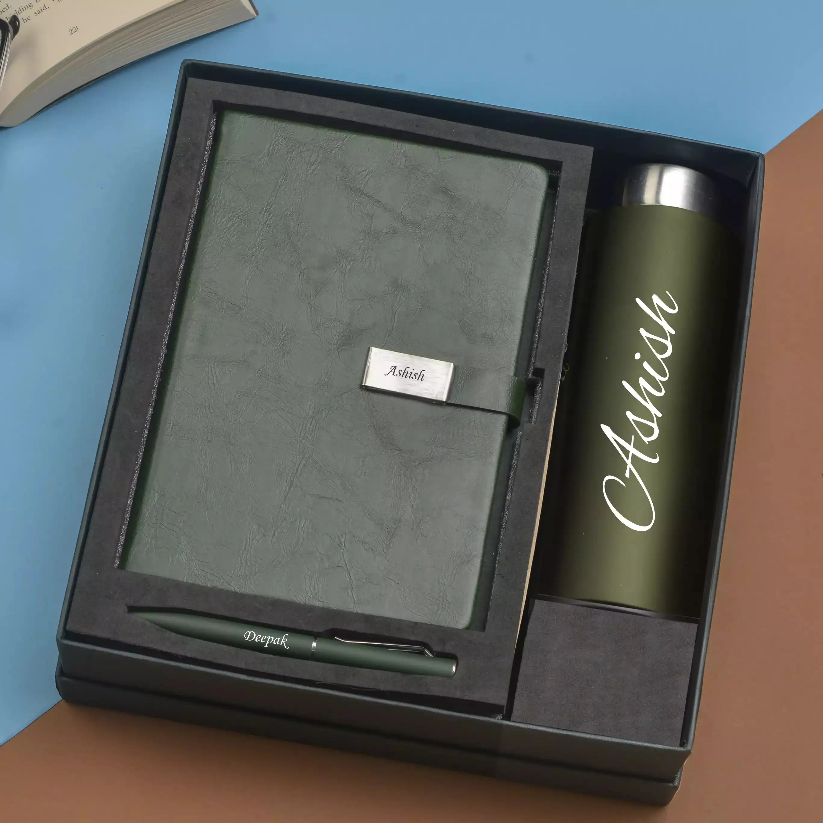 Classy Metal Flip Diary   Classic Metal Pen   Classic Smart Bottle  (Black) - Green