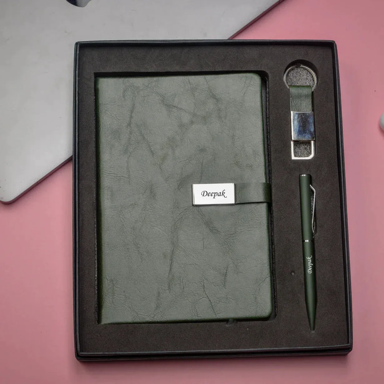 Classy Metal Flip Diary   Classic Metal Pen   Classy Leather Metal Keychain - Green