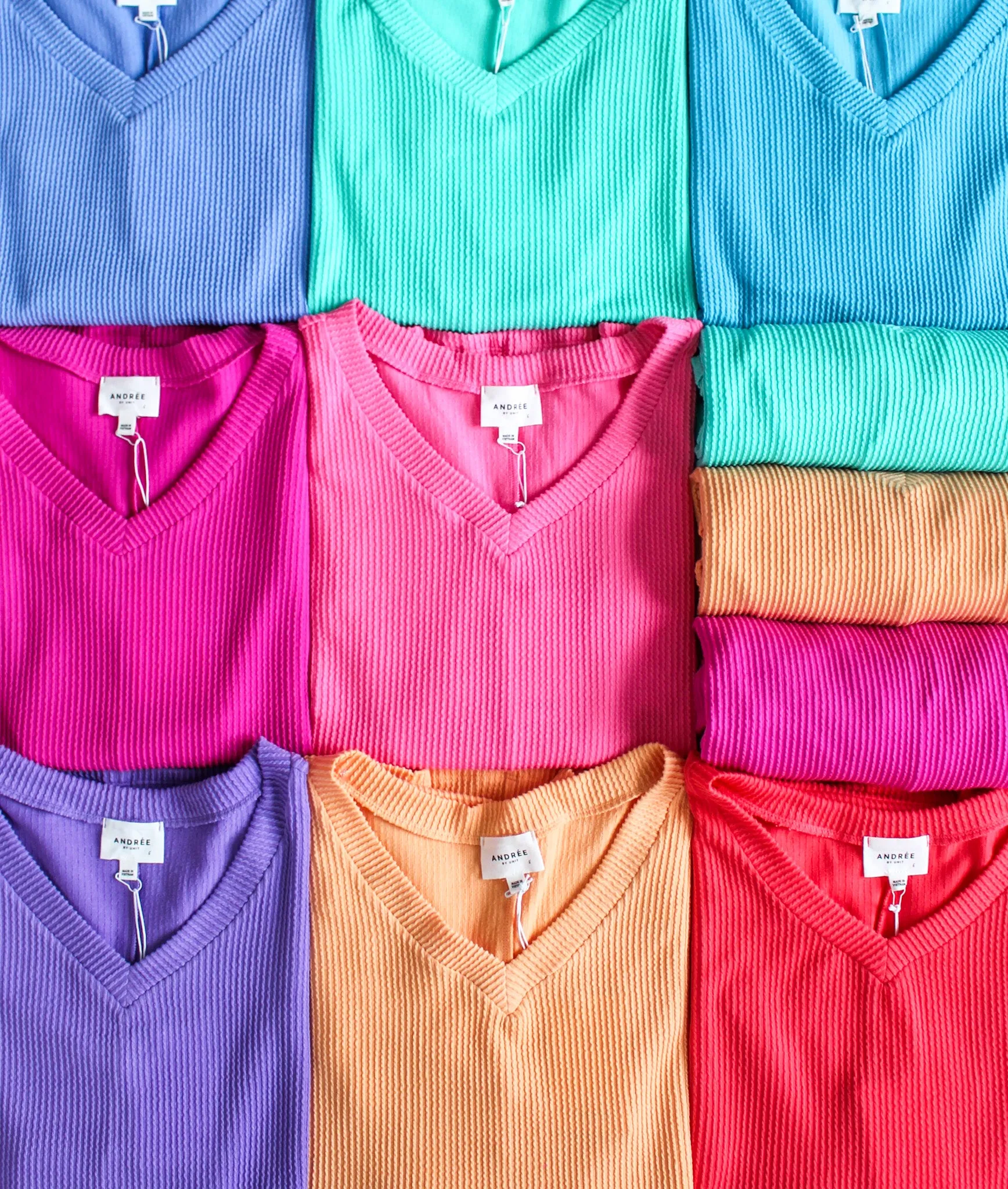 Color Crush V-Neck • Bubblegum Pink - PLUS