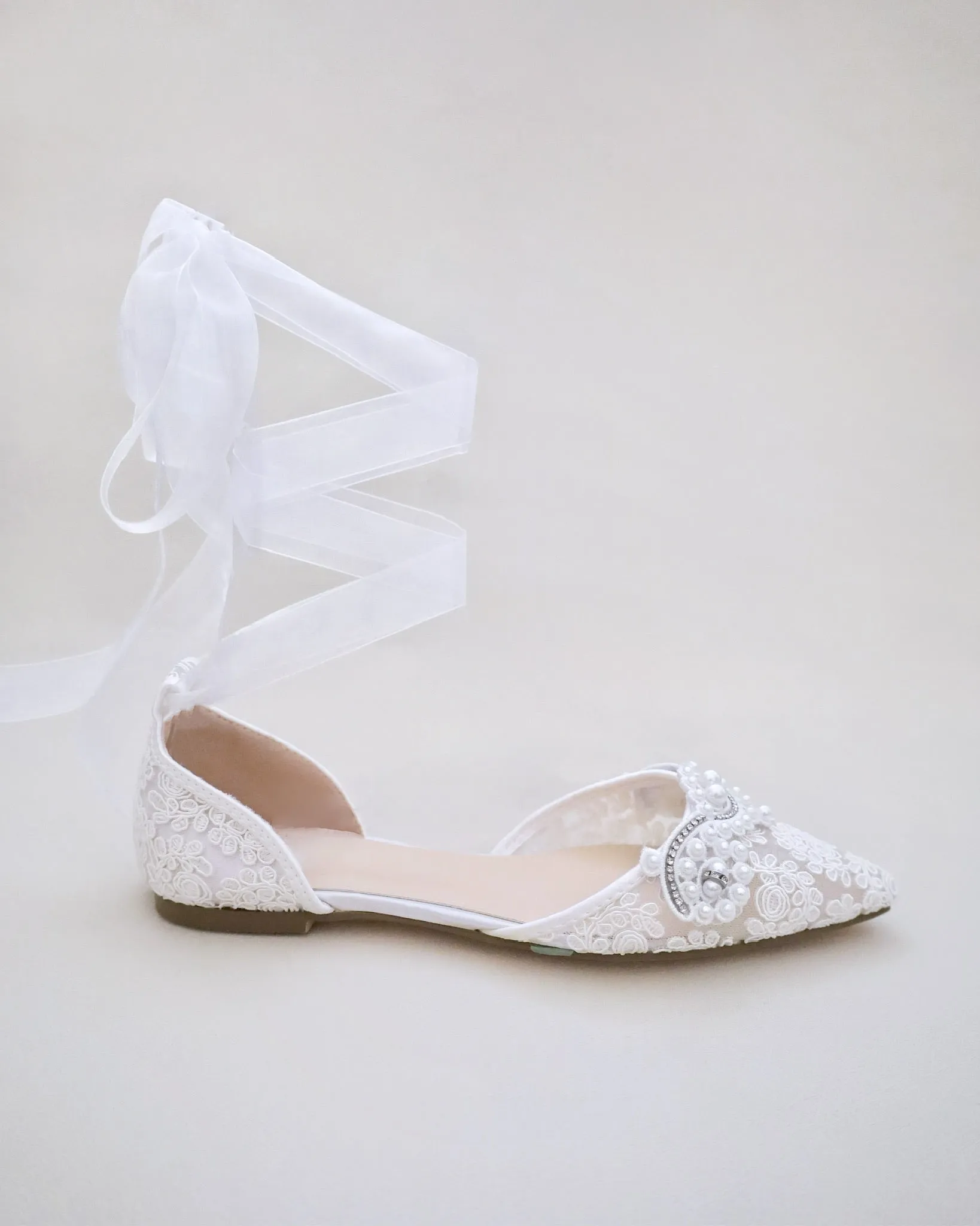 Crochet Lace Pointy Toe Flats with Small Pearls Applique