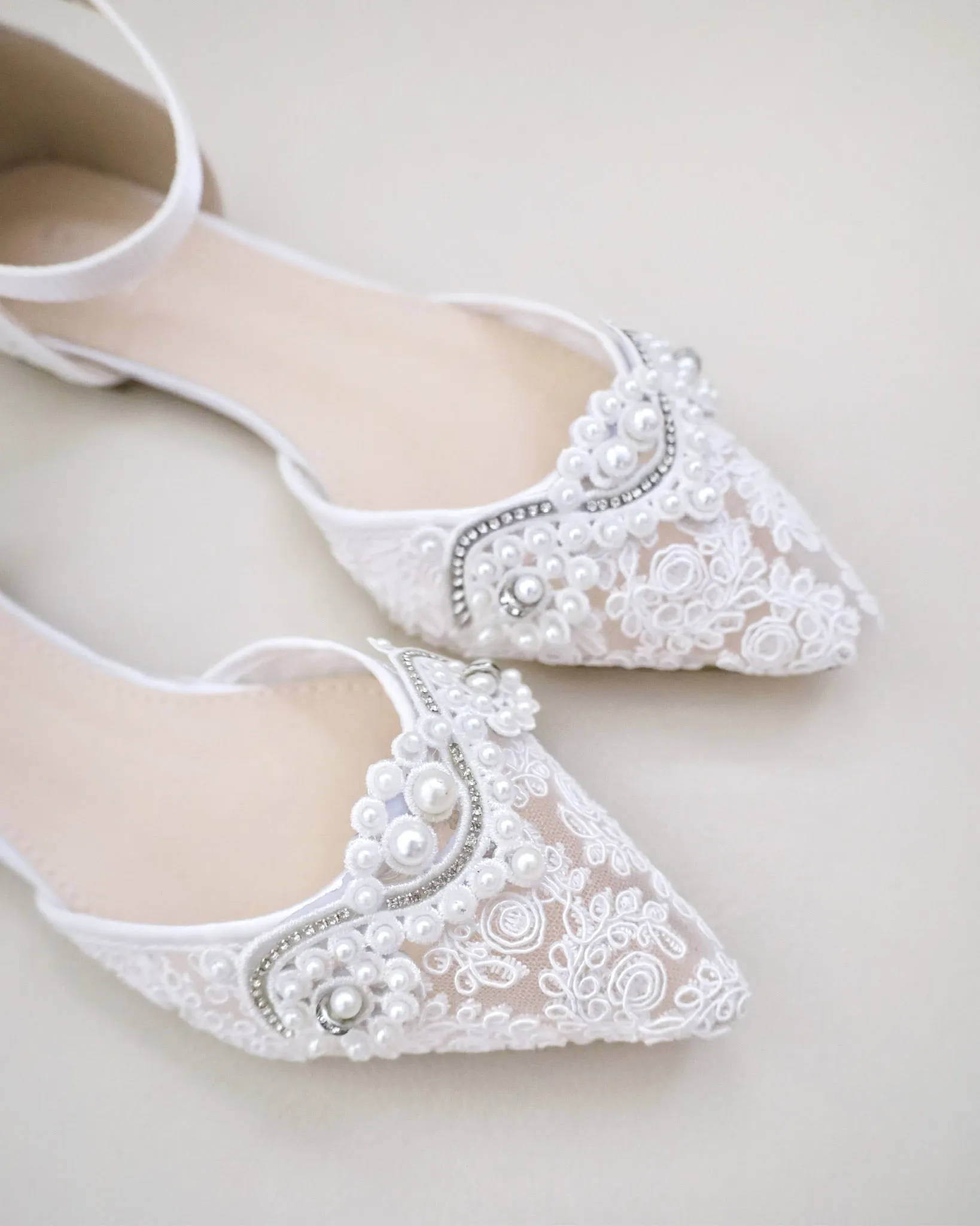 Crochet Lace Pointy Toe Flats with Small Pearls Applique