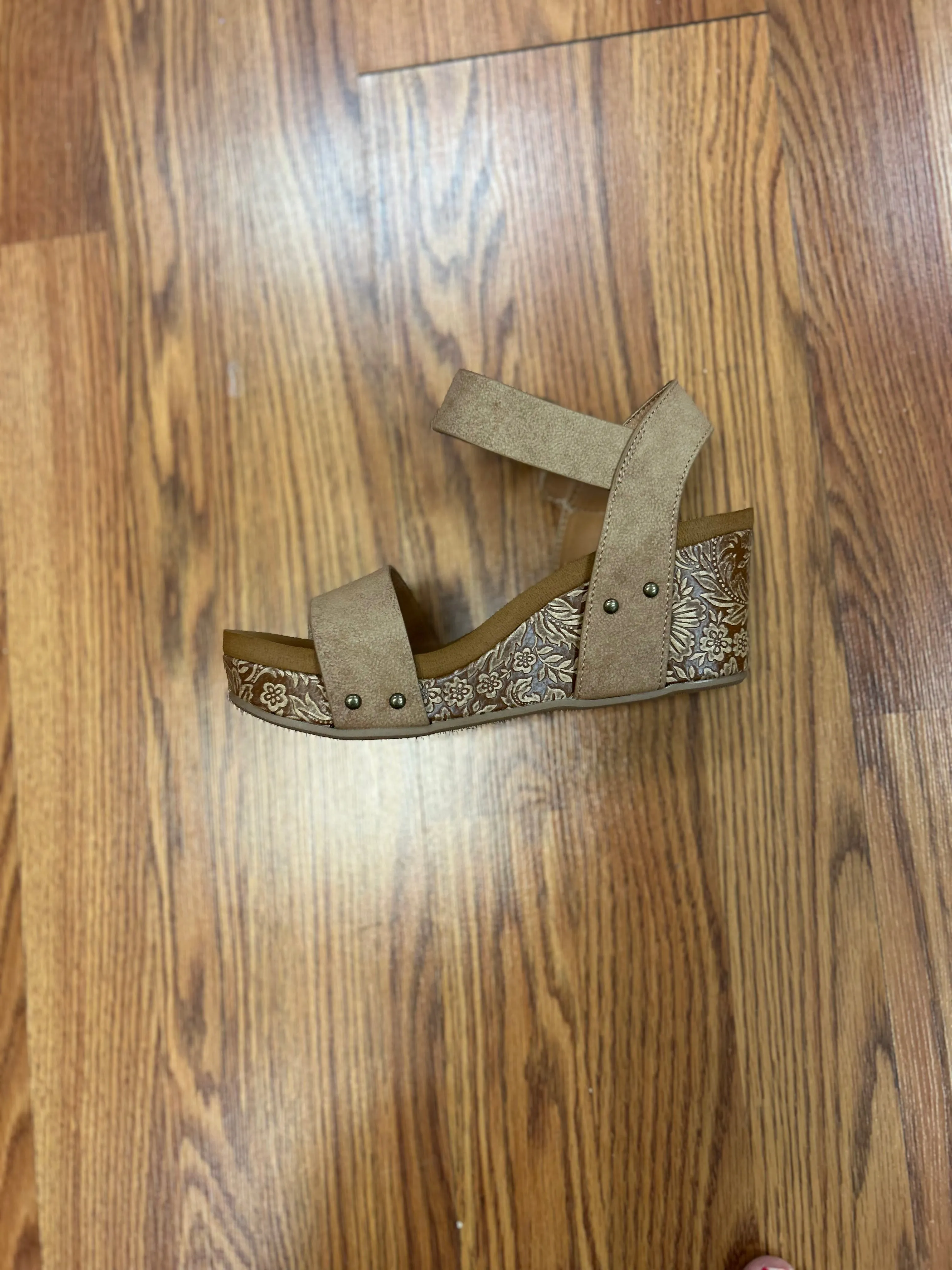 Devon 2 Sandal by Very G