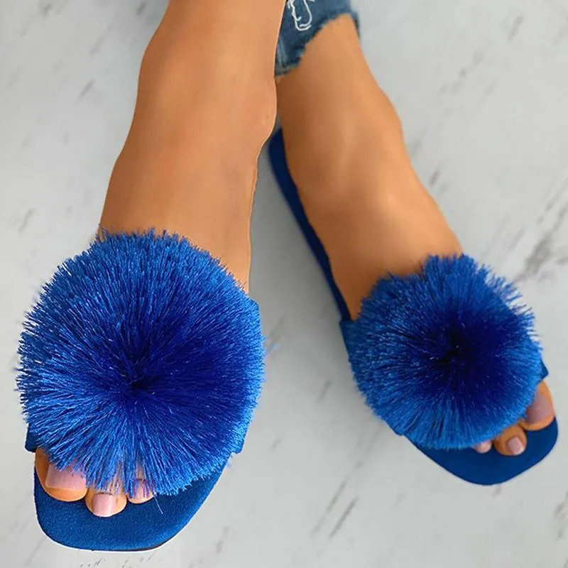 Fashion Hair Ball Solid Color Flat Sandals Slippers