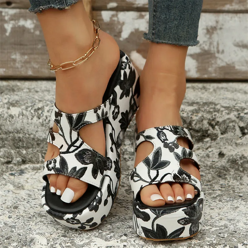 Floral Embroidery Wedge Heel Fashion Slippers for Lady