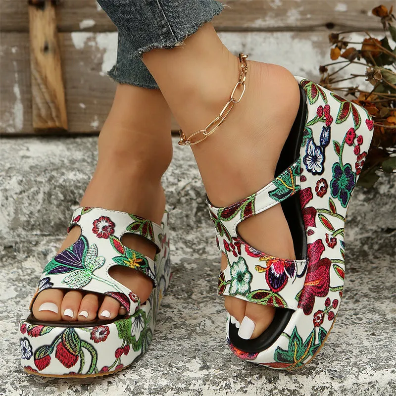 Floral Embroidery Wedge Heel Fashion Slippers for Lady