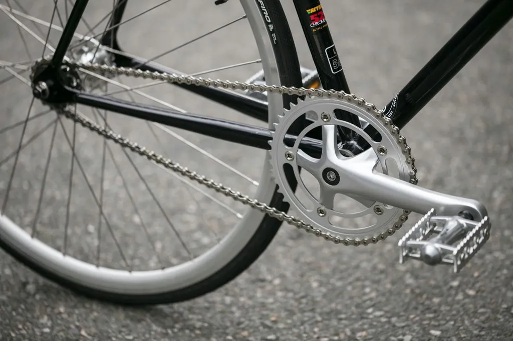 Fuji Feather - Midnight Black - 58cm
