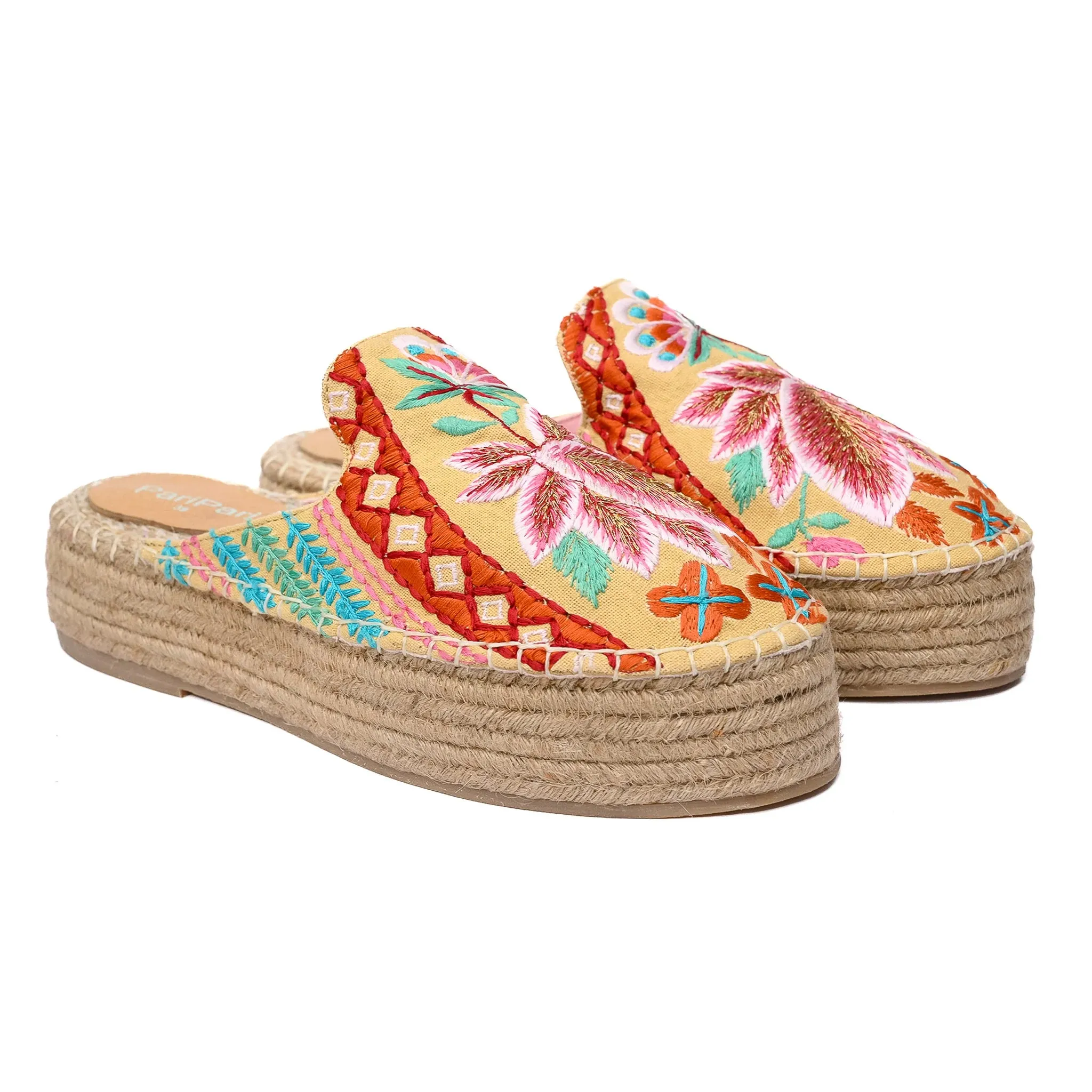 Kamal Beige Espadrilles Platforms