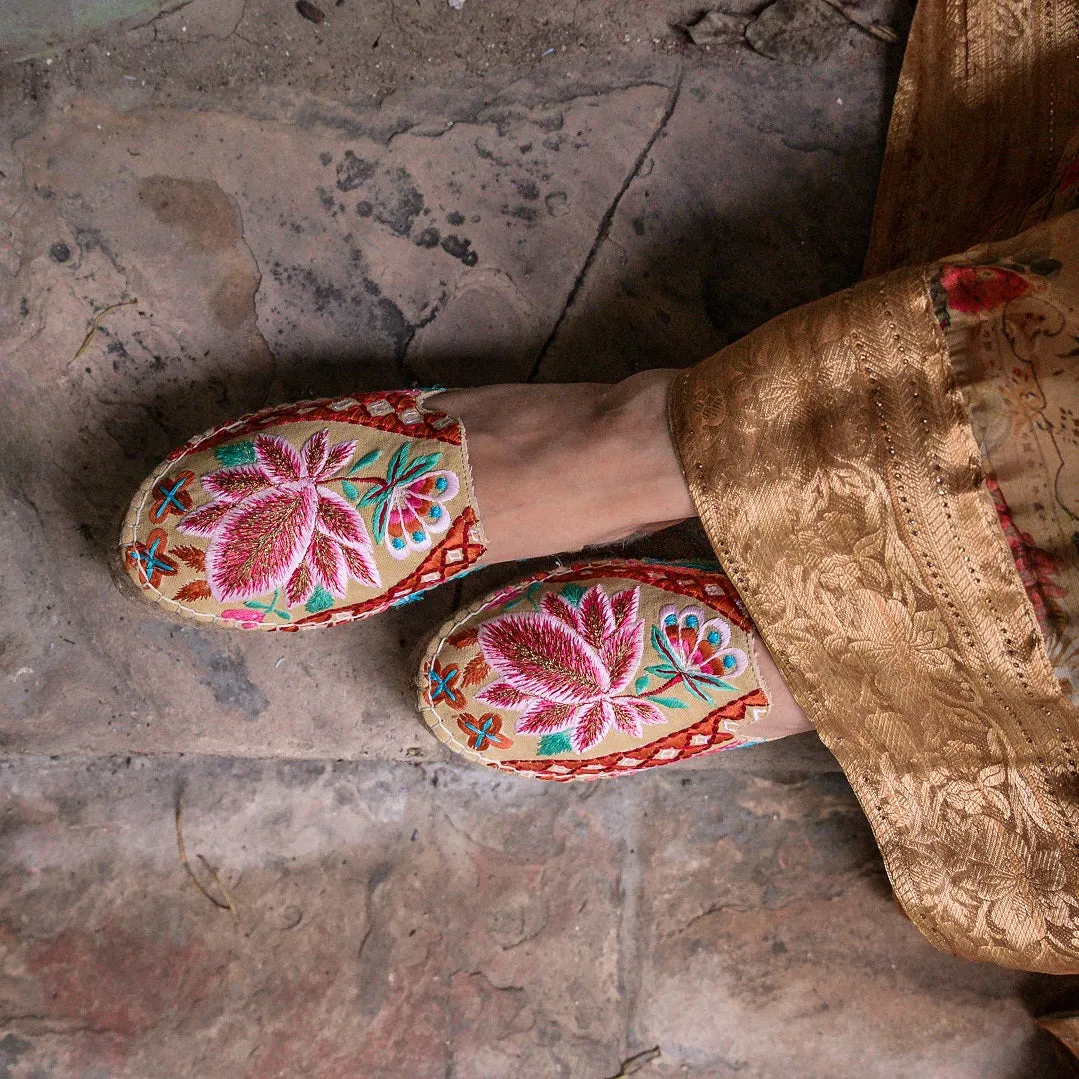 Kamal Beige Espadrilles Platforms