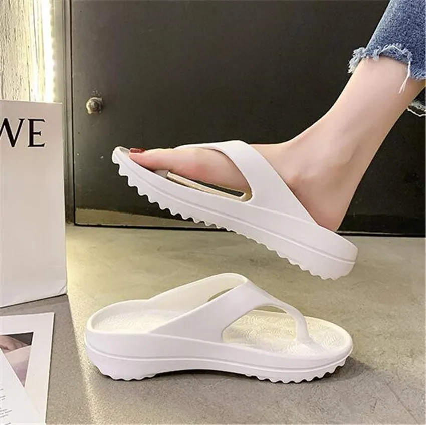 Korean Style Flip Flops Shoes Indoor Outdoor Thick Soled Slope Heel Beach Non-slip Slippers Summer