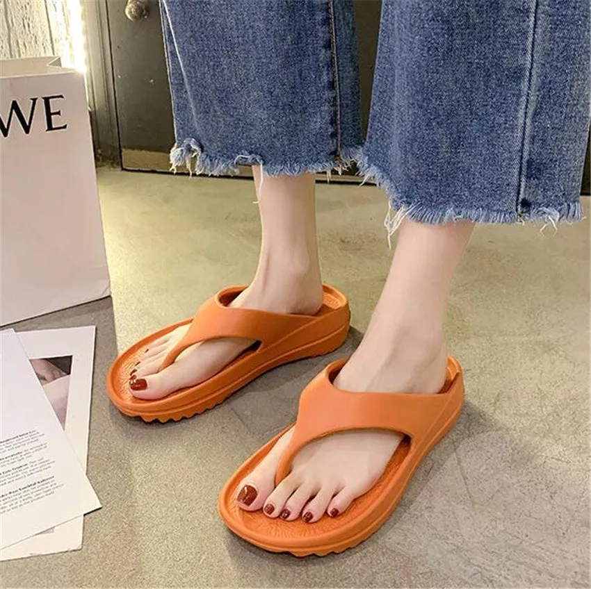 Korean Style Flip Flops Shoes Indoor Outdoor Thick Soled Slope Heel Beach Non-slip Slippers Summer