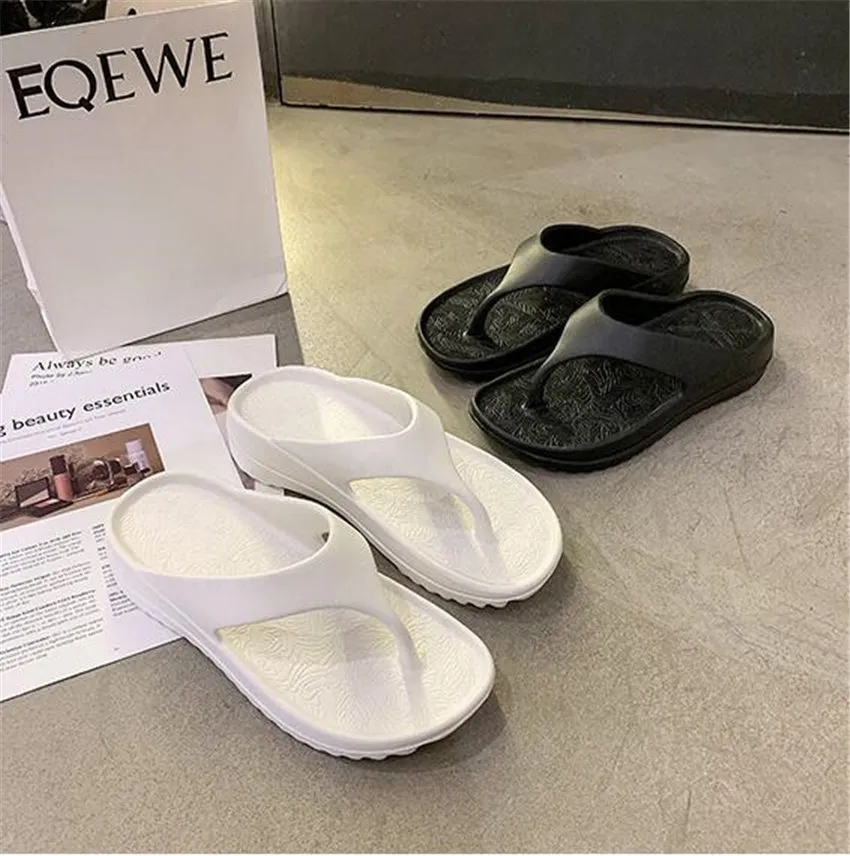 Korean Style Flip Flops Shoes Indoor Outdoor Thick Soled Slope Heel Beach Non-slip Slippers Summer