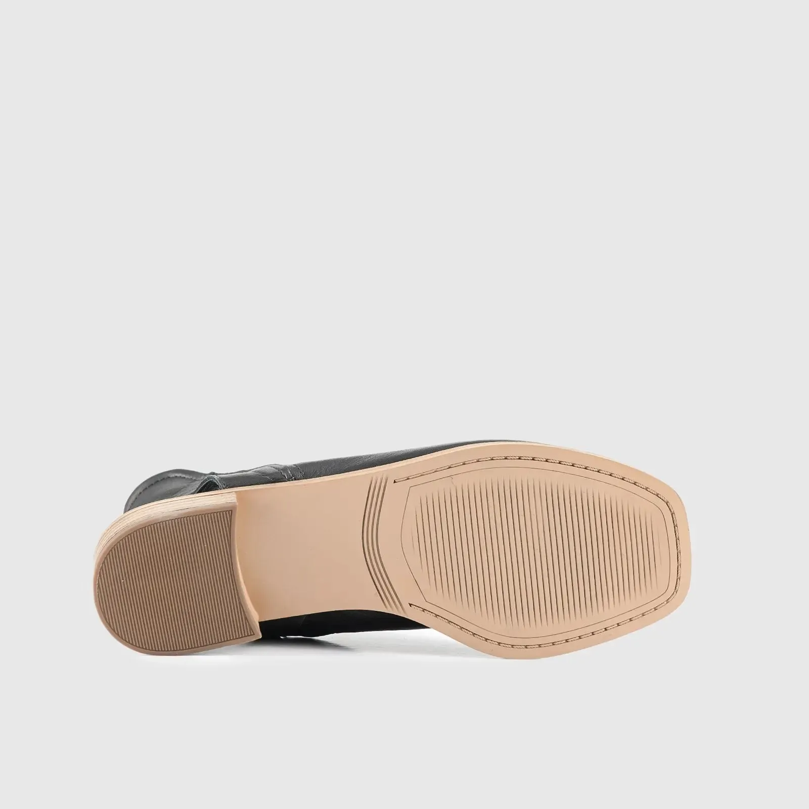 Leather Comfort Block Heel Sandal Black 8841