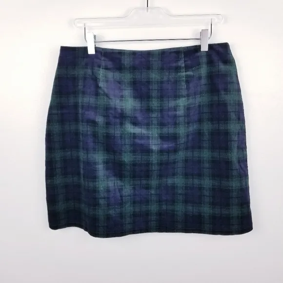 Loft Plaid Velvet Skirt NWT size 12P