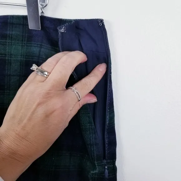 Loft Plaid Velvet Skirt NWT size 12P
