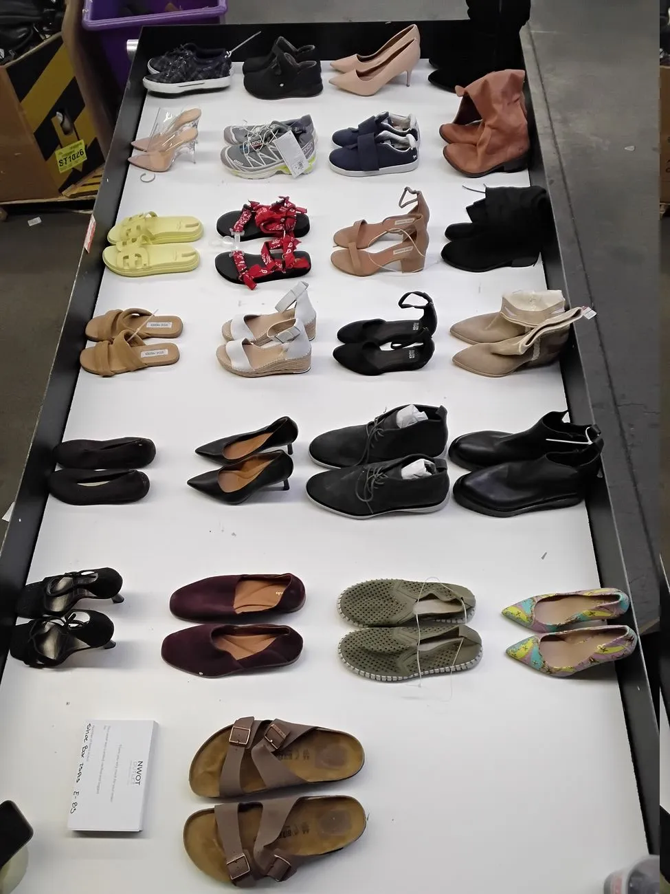 Luxury Fashion Retailer | Premium Shoes | Shelf Pulls & Returns | 25 Pieces | Small Box #E-83