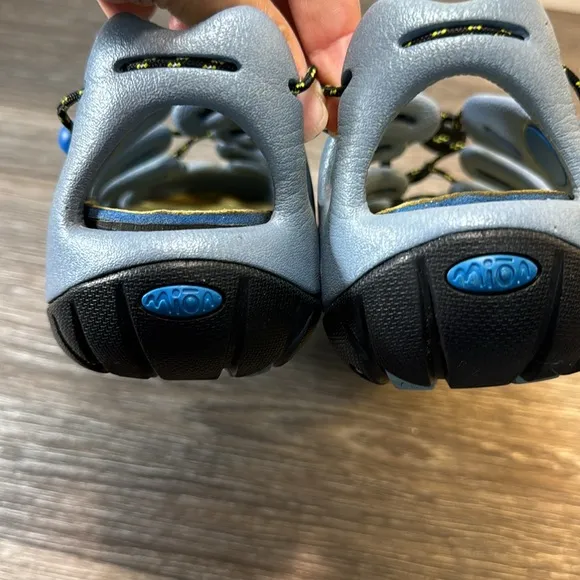 Mion footwear shoes sandals woman’s size 6 (d7)