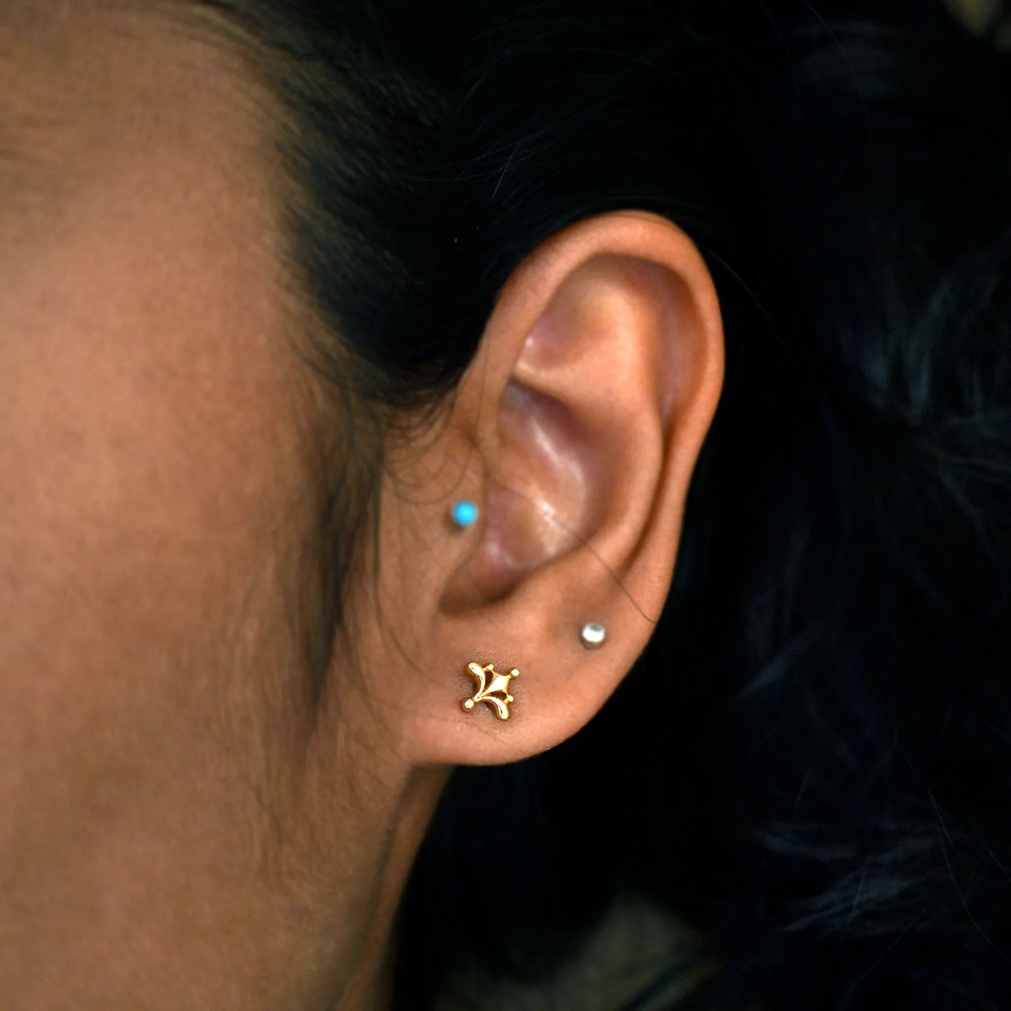 Mughal Gold Stud