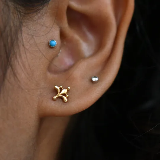 Mughal Gold Stud