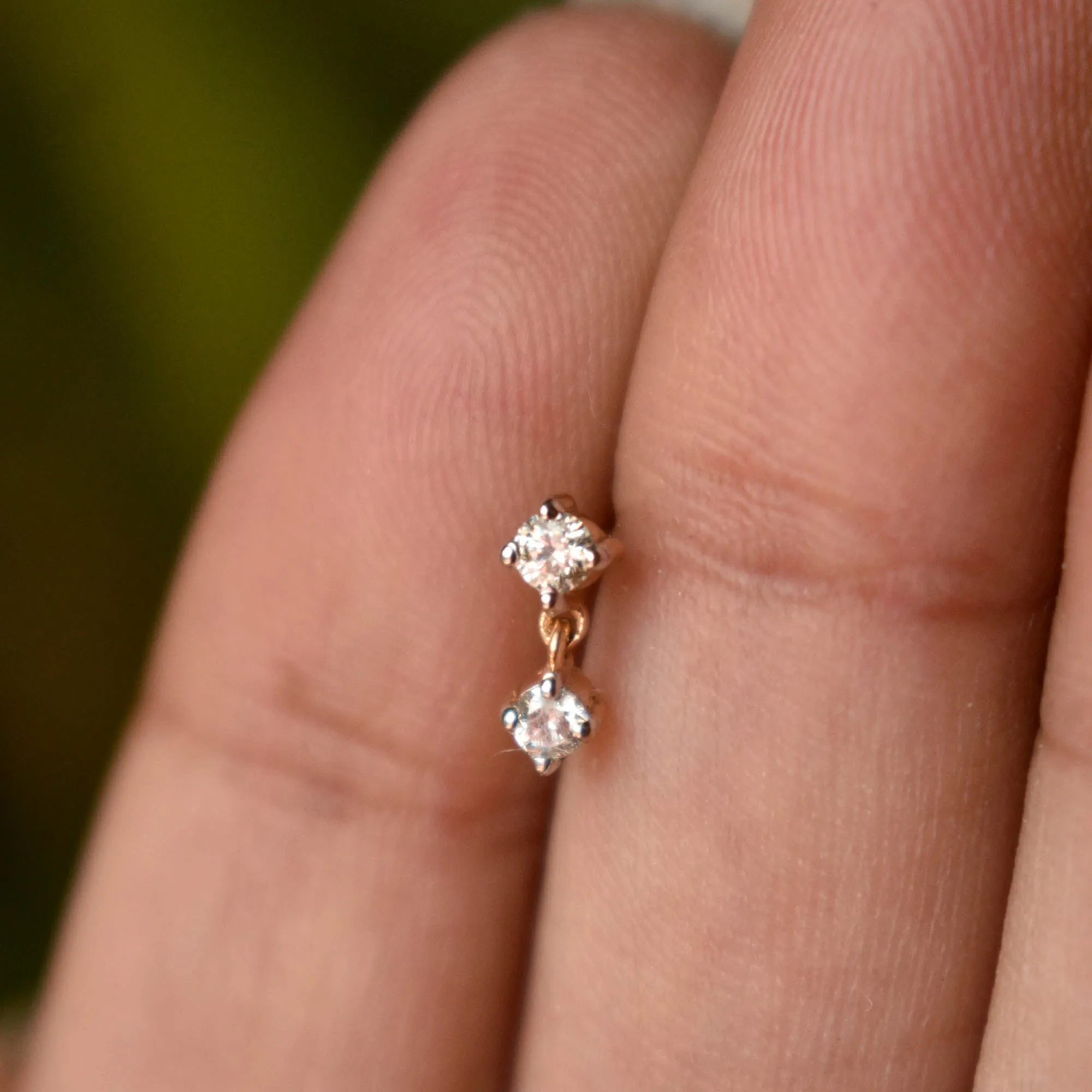 Natural Round Diamond Tiny Dangle Earring