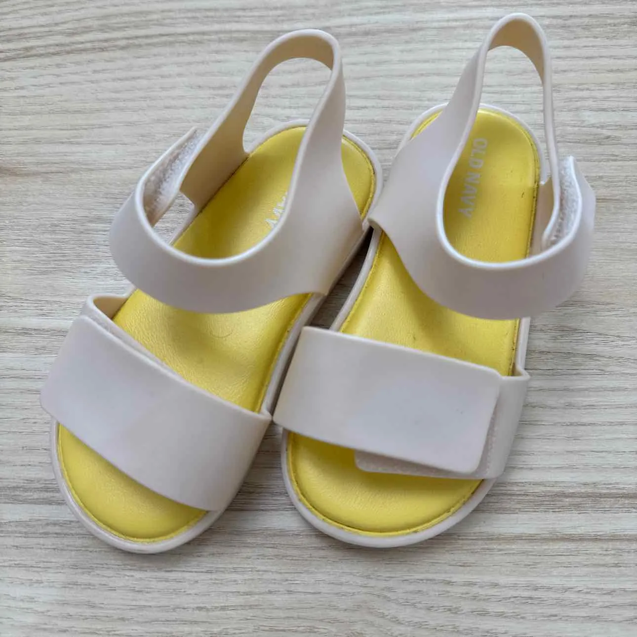 Old Navy FOOTWEAR sandals