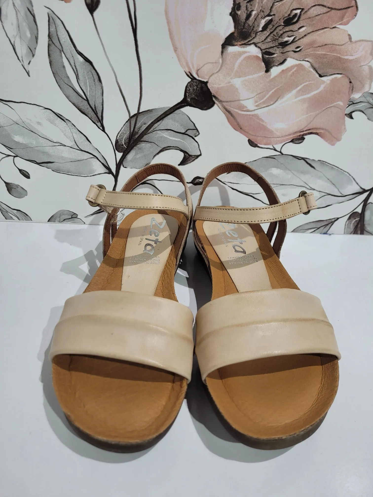 Reba Beige by Zeta