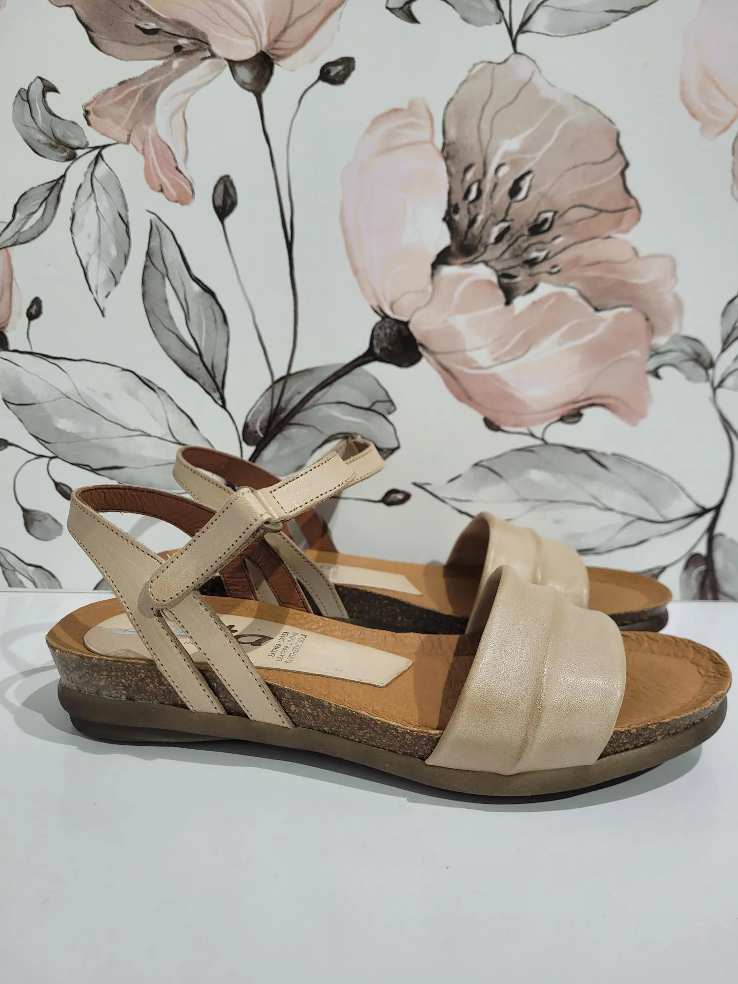 Reba Beige by Zeta