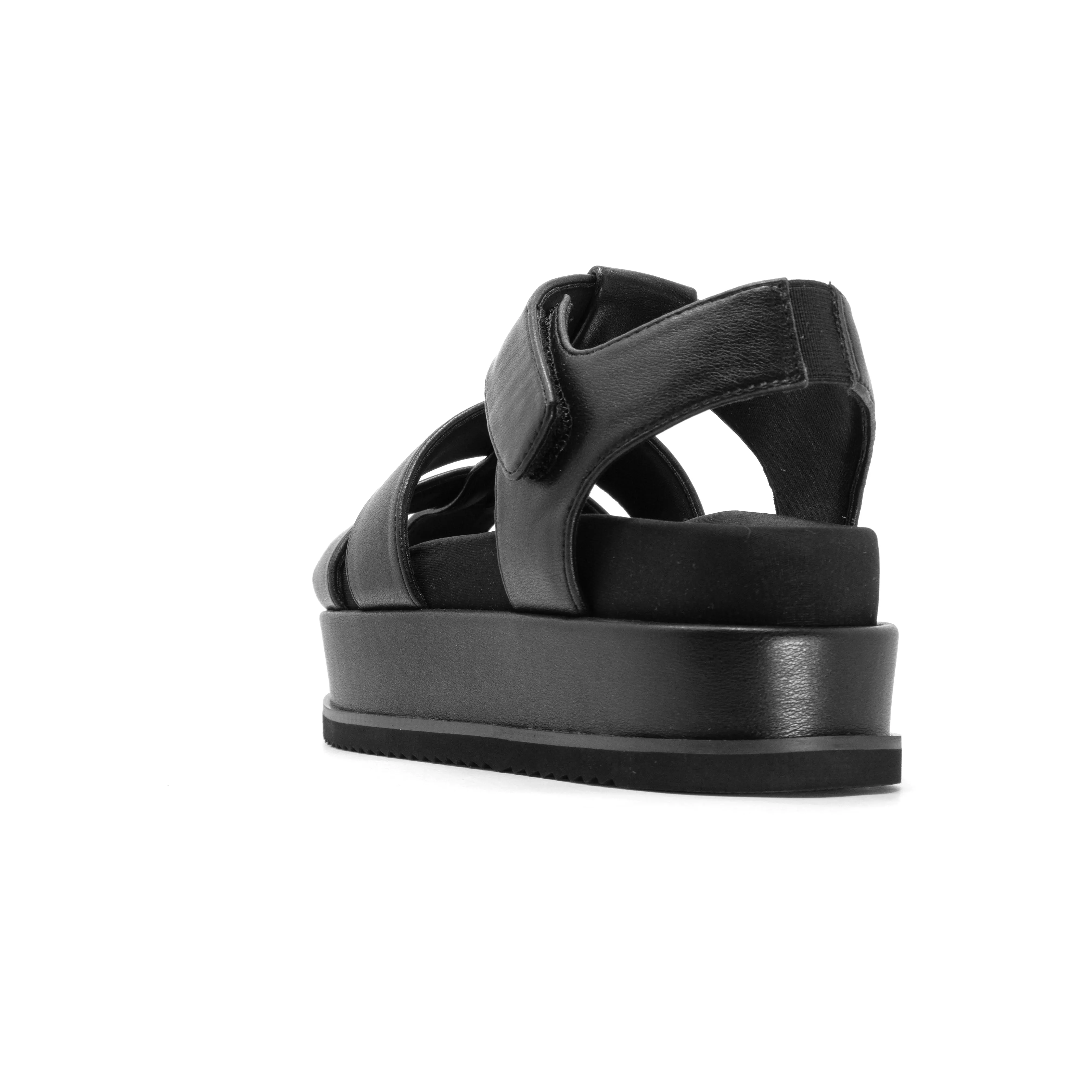 ROAM 90'S STACK PLATFORM BLACK VEGAN LEATHER