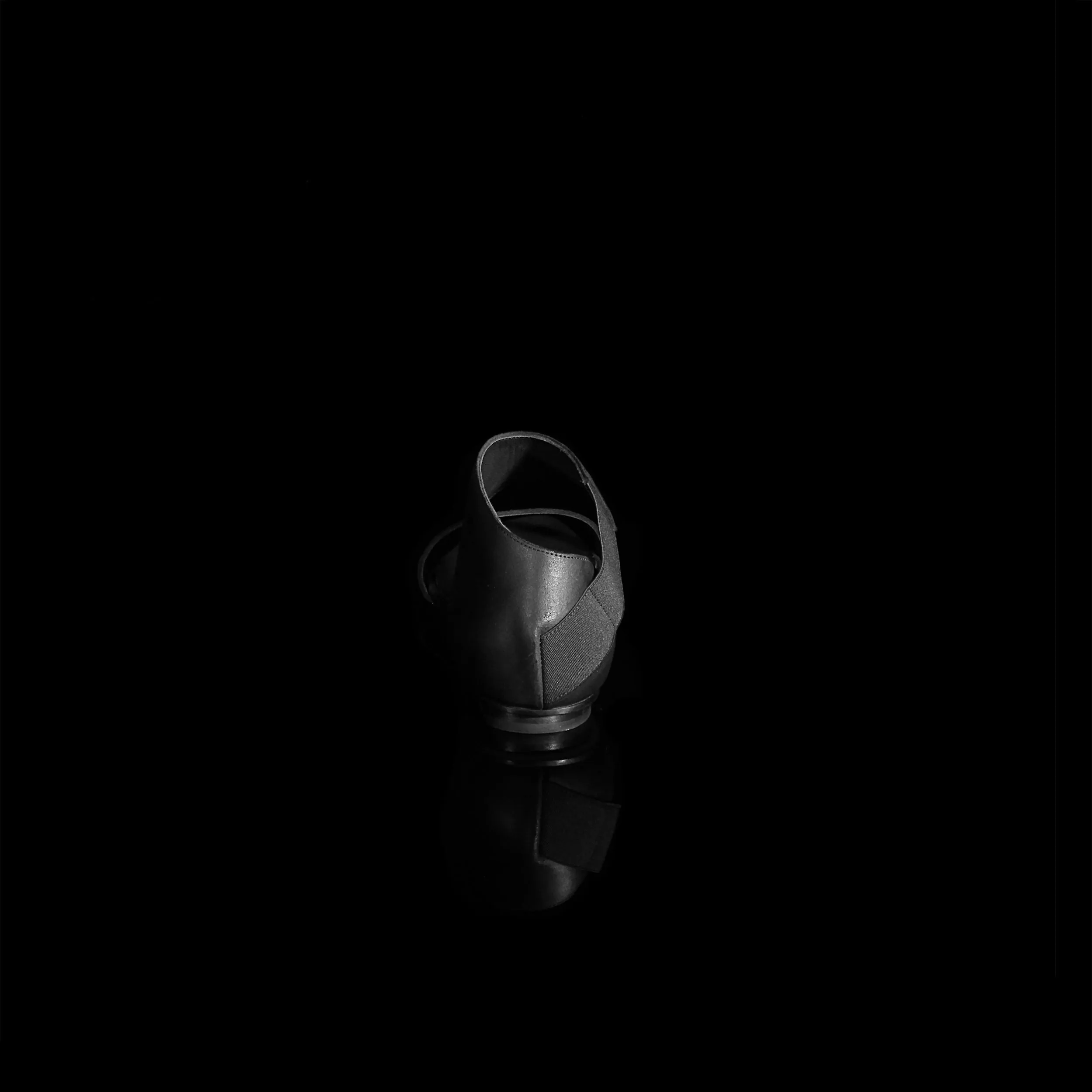 ROND 10 / BLACK /