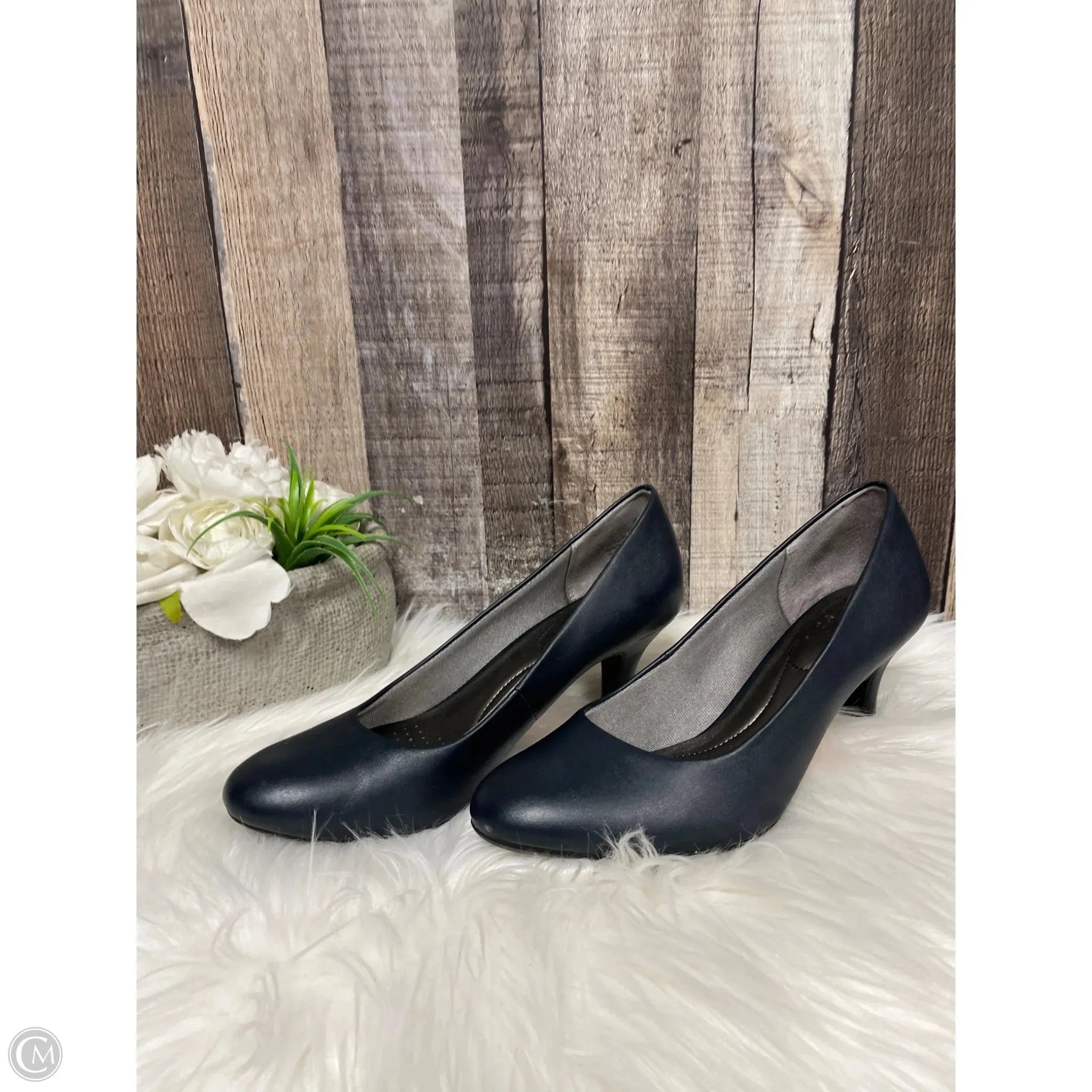 Shoes Heels Kitten By Life Stride In Navy, Size: 7.5
