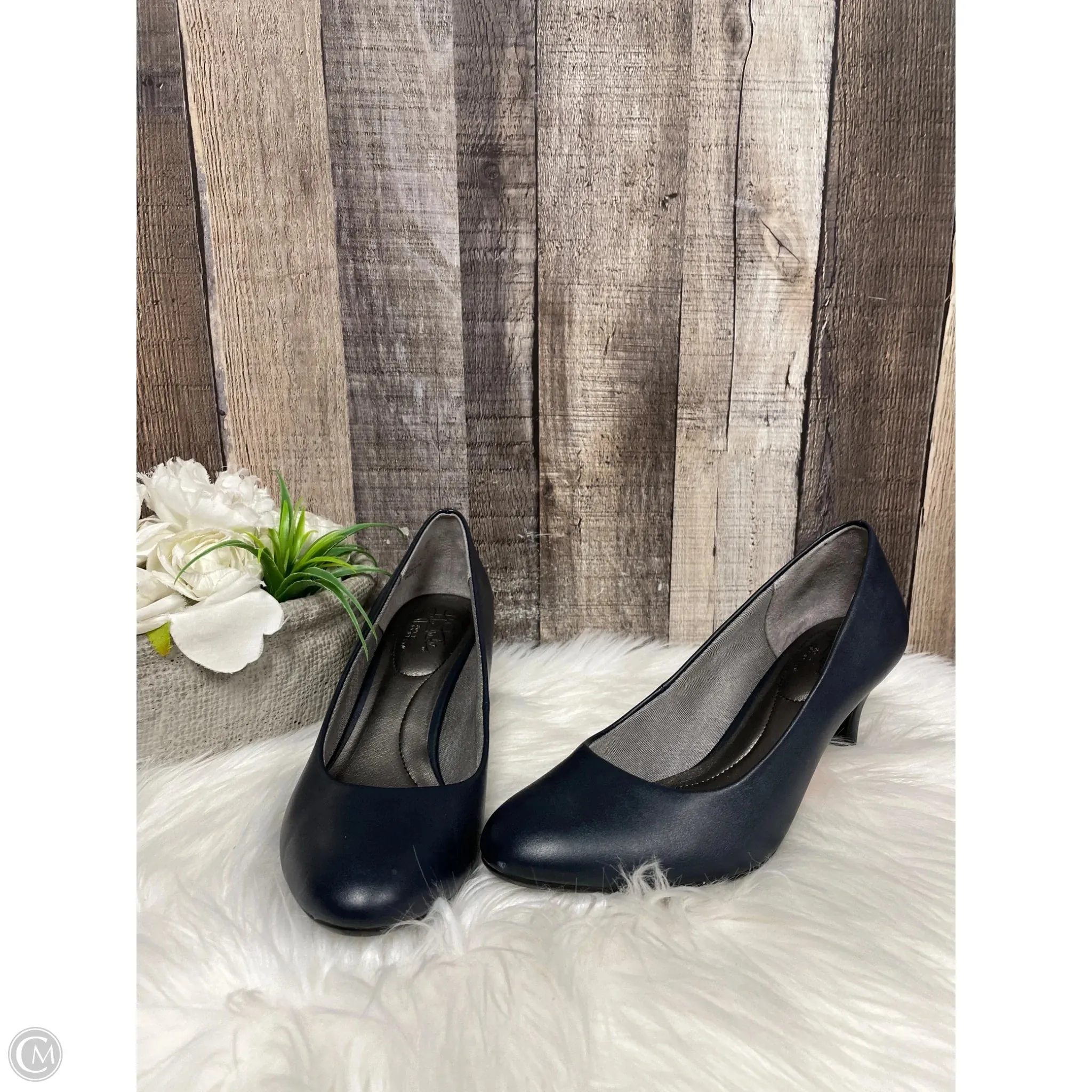 Shoes Heels Kitten By Life Stride In Navy, Size: 7.5