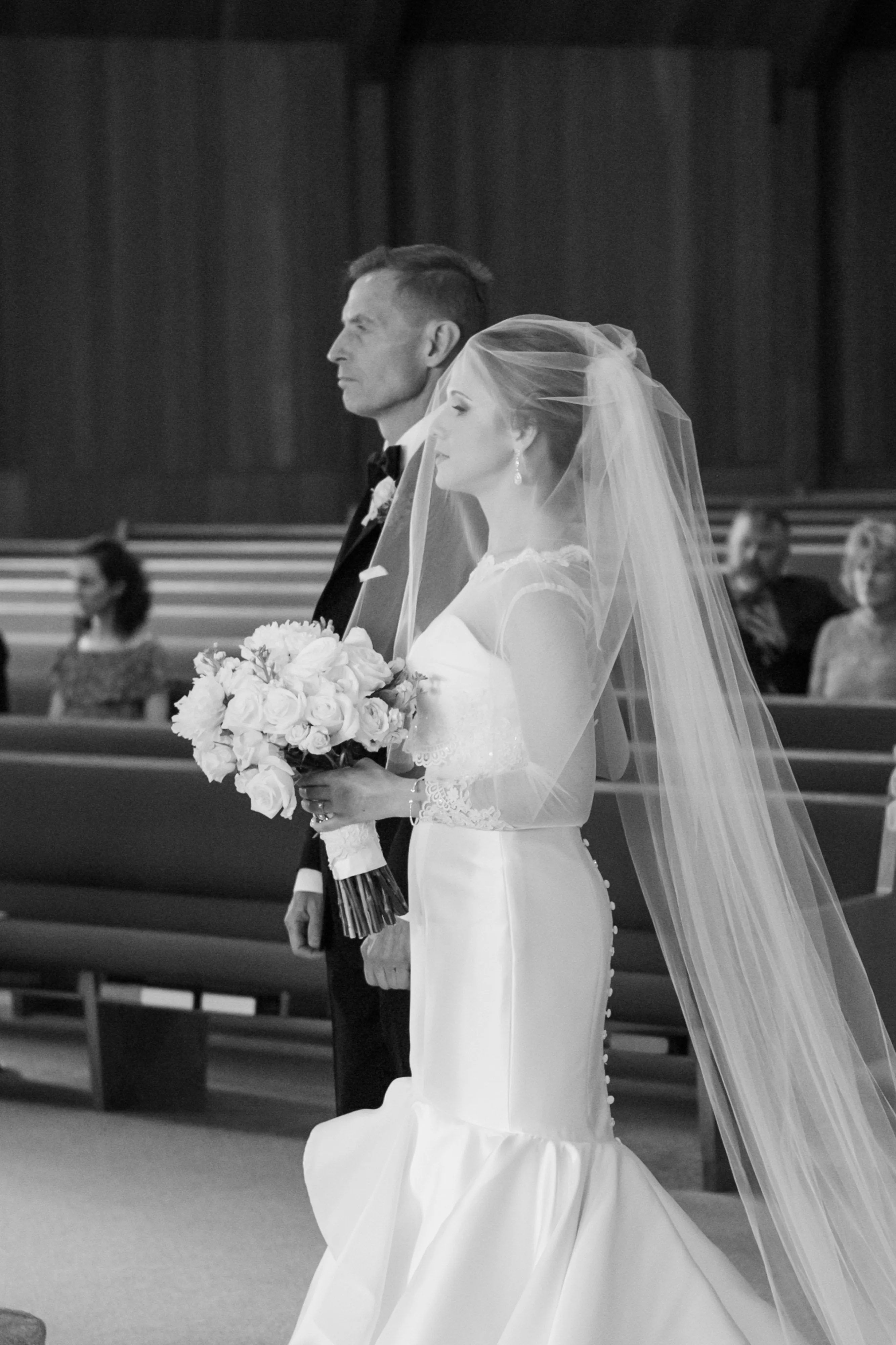 Simple Detachable Blusher Veil - Short Raw Edge Blusher for Over Bride's Face