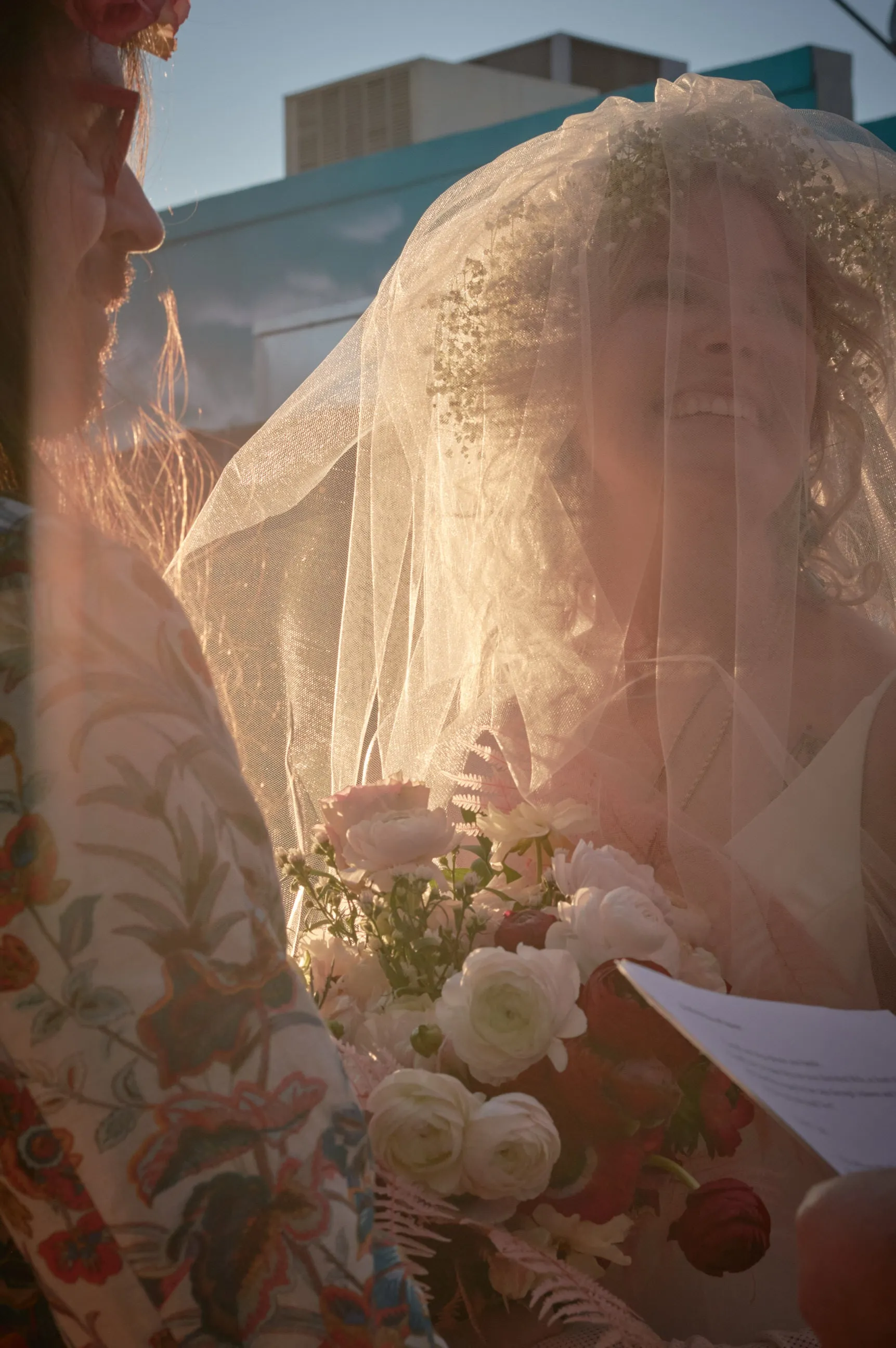 Simple Detachable Blusher Veil - Short Raw Edge Blusher for Over Bride's Face