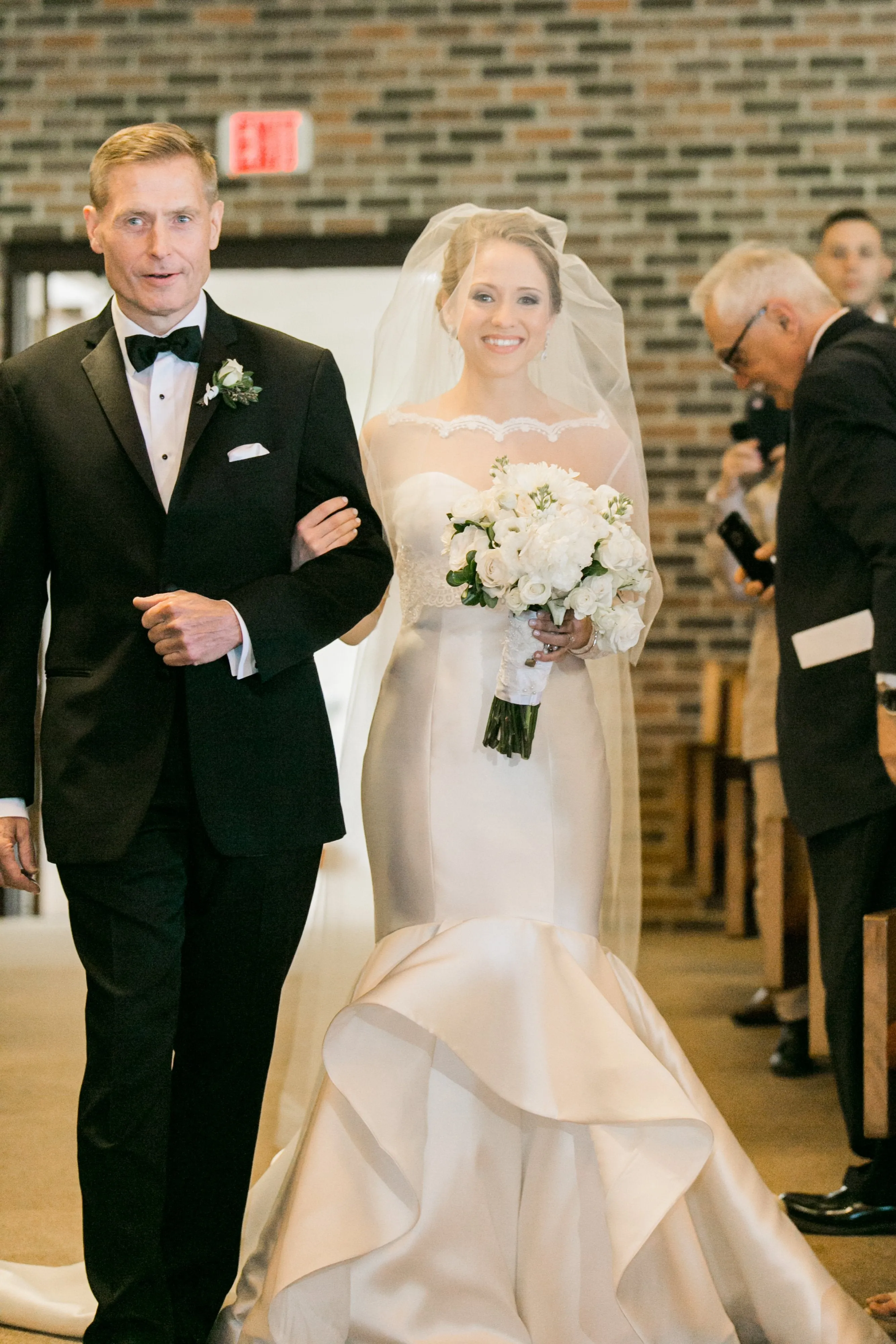Simple Detachable Blusher Veil - Short Raw Edge Blusher for Over Bride's Face