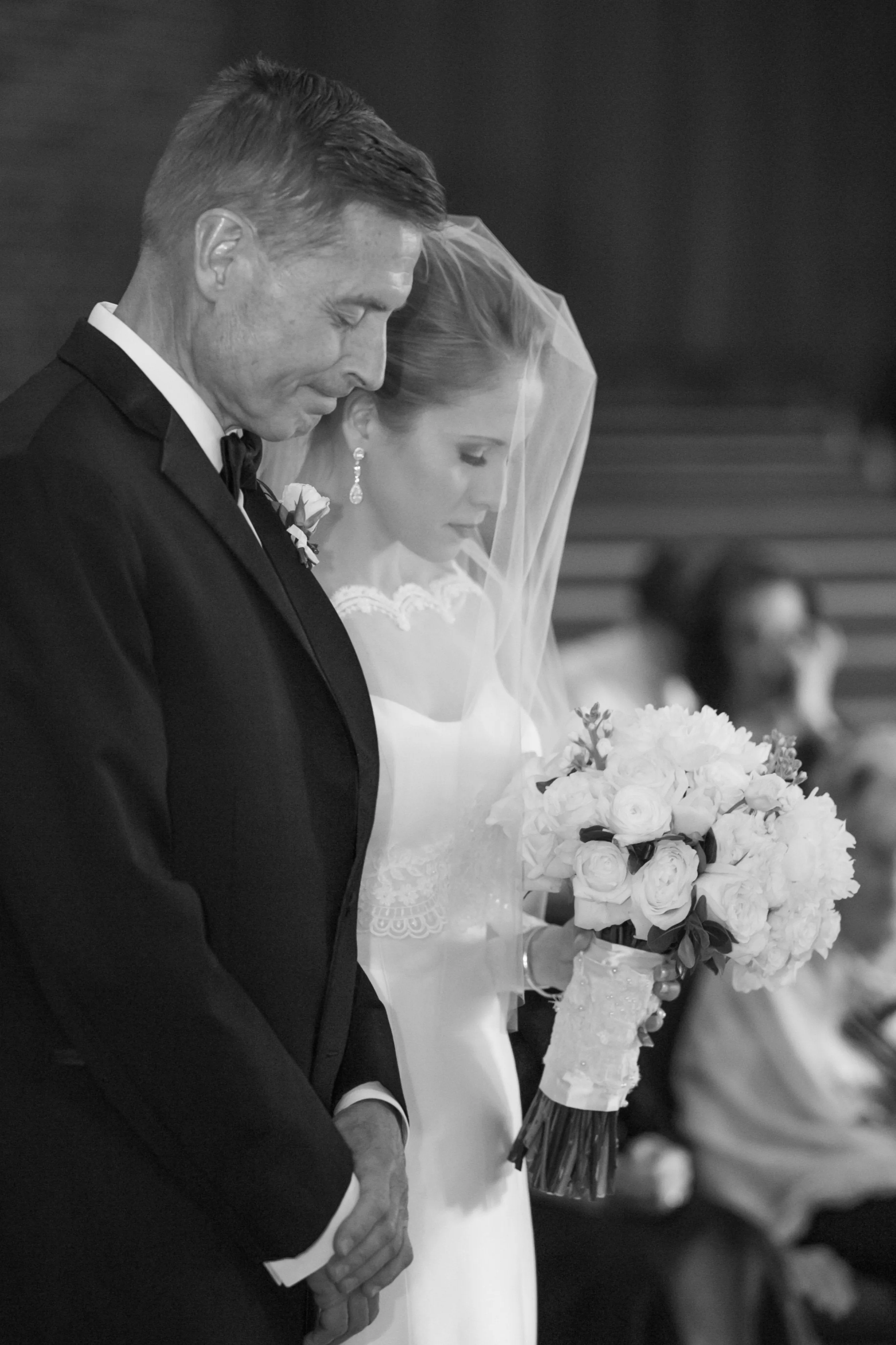 Simple Detachable Blusher Veil - Short Raw Edge Blusher for Over Bride's Face