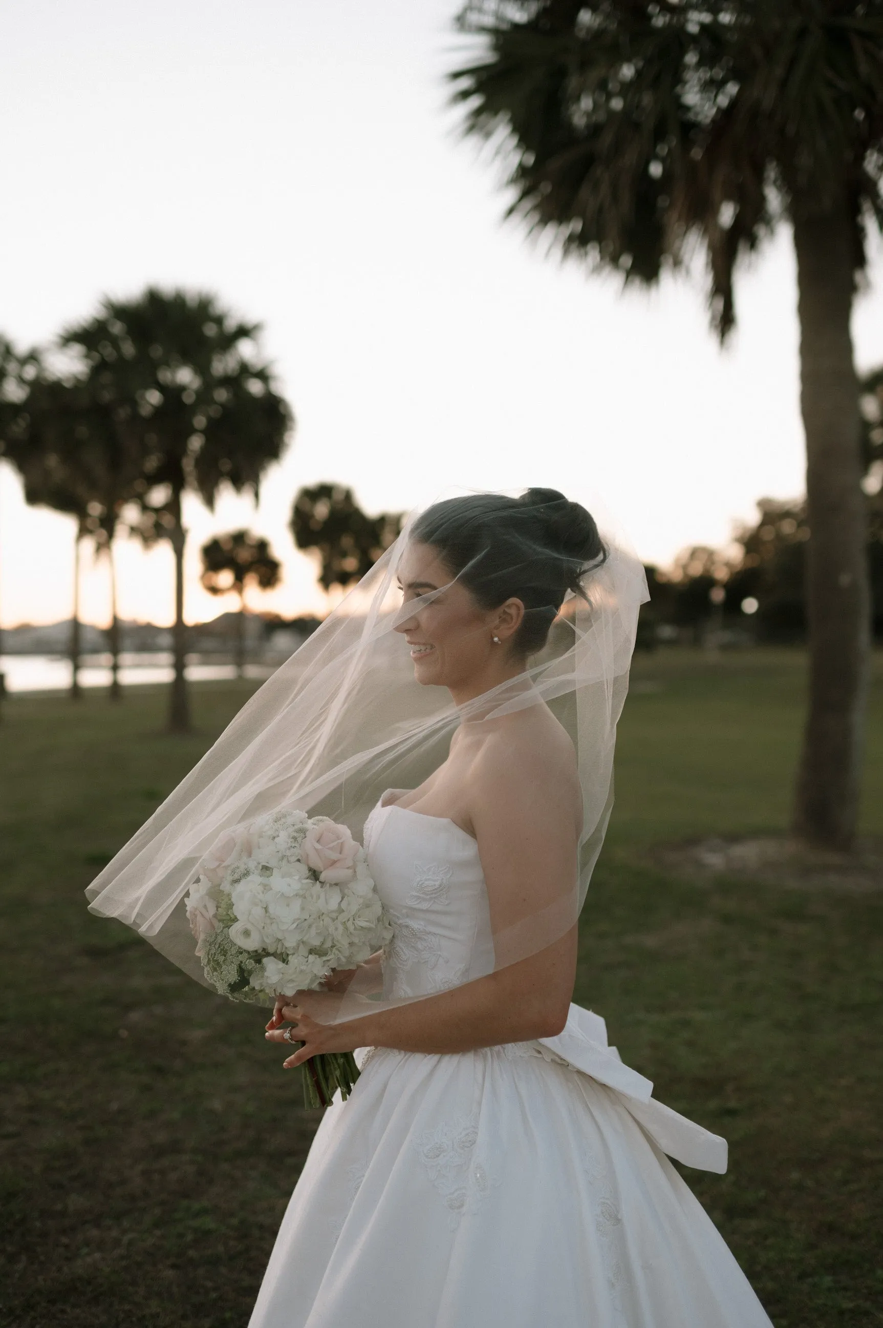 Simple Detachable Blusher Veil - Short Raw Edge Blusher for Over Bride's Face