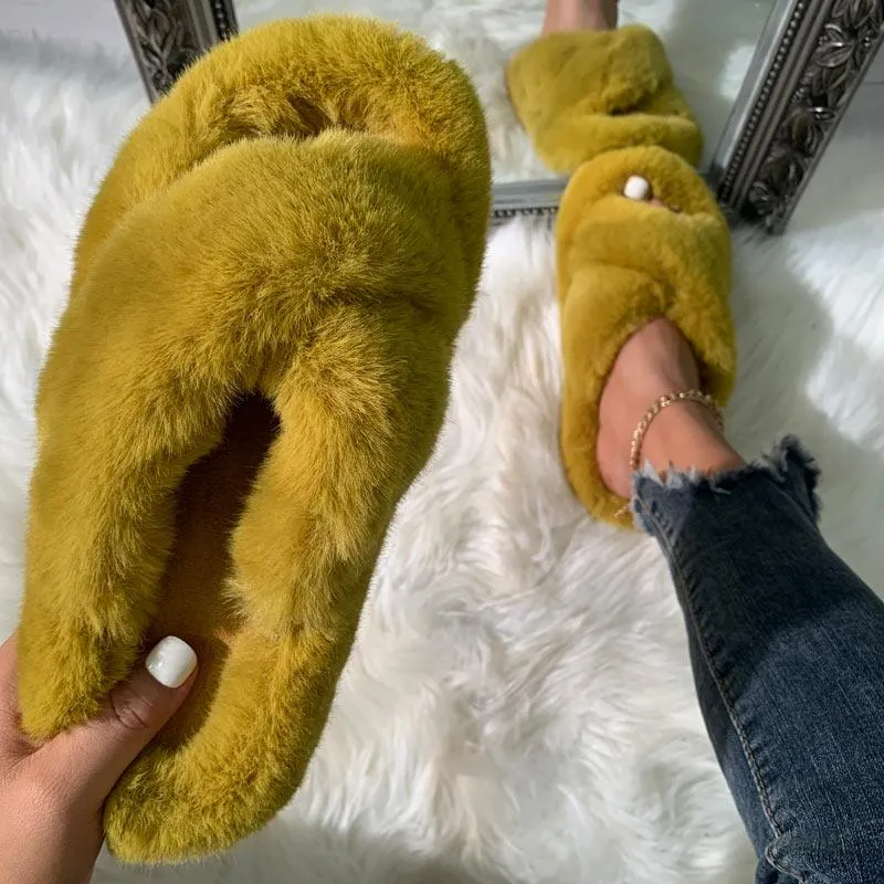 Solid Cross Strap Fluffy Flat Sandals