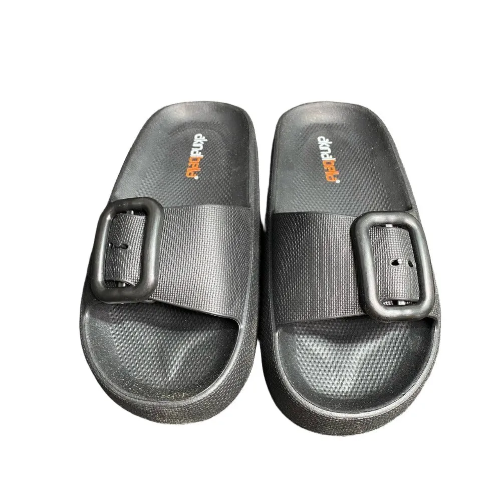 Summer slippers