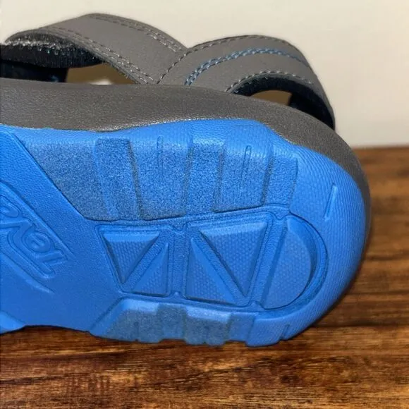 Teva 1019538C DGGR K Psyclone XLT Unisex Little Kid Sandals Dark Gull Grey US 2