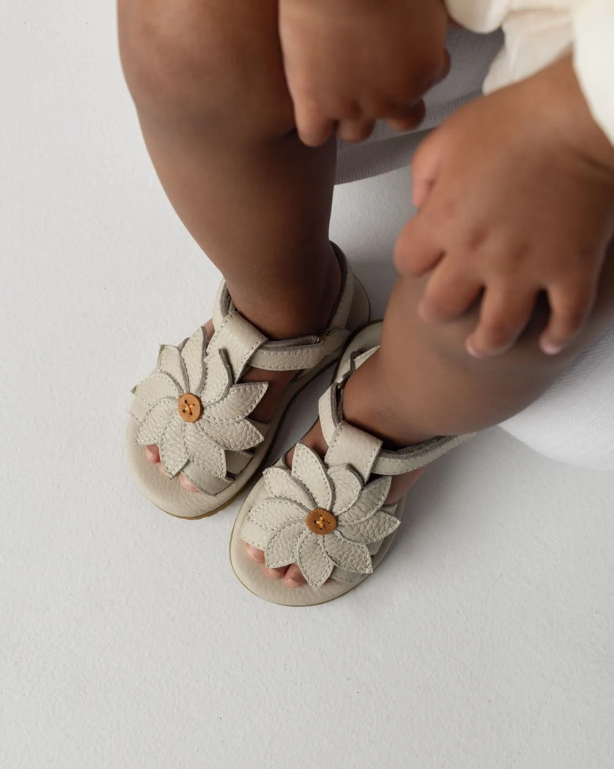 Tuti Fields Sandals | Daisy | Off White Leather